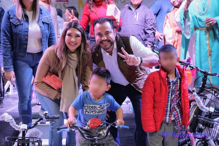 El presidente municipal Christian Agúndez Gómez celebra Día de Reyes con la niñez desde colonia Las Palmas en CSL