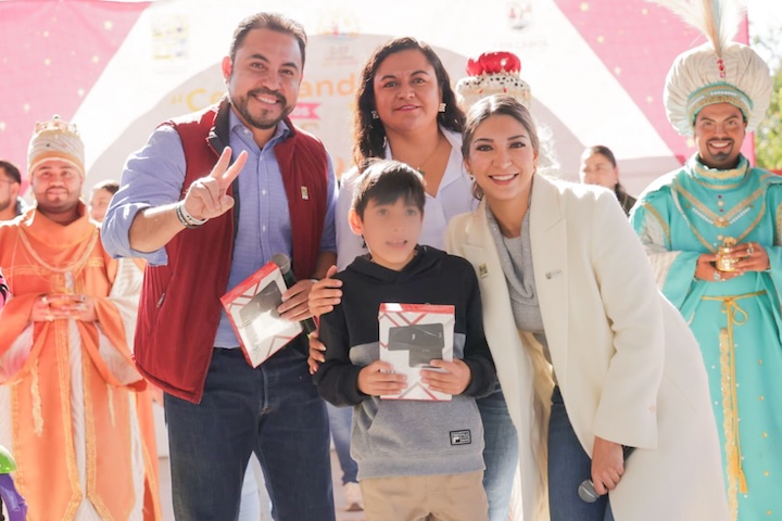 Gran Festejo del Día de Reyes Magos en La Ribera, Santiago y Miraflores, encabezado por el presidente municipal Arq. Christian Agúndez Gómez