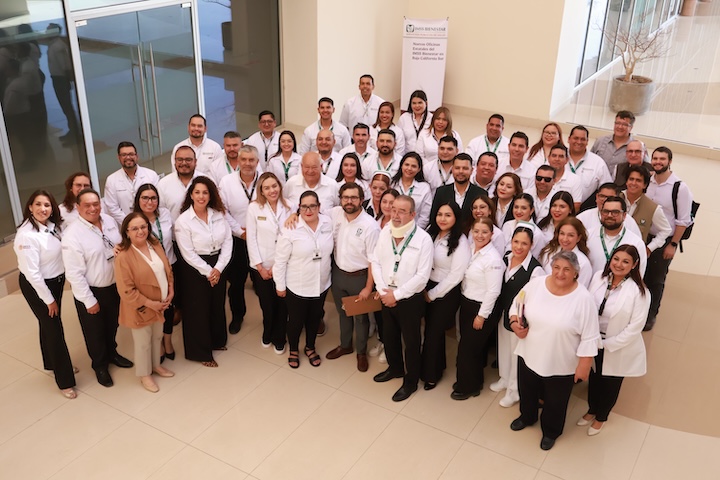 Inaugura el Gobernador Víctor Castro oficinas administrativas de IMSS-Bienestar en BCS