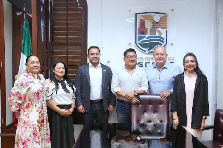 Firman escrituras para construcción del Centro de Atención Integral a Mujeres en Cabo San Lucas