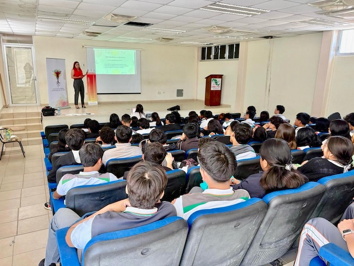 IMMLC promueve la cultura de respeto e igualdad entre más de 300 jóvenes del CECYTE 05