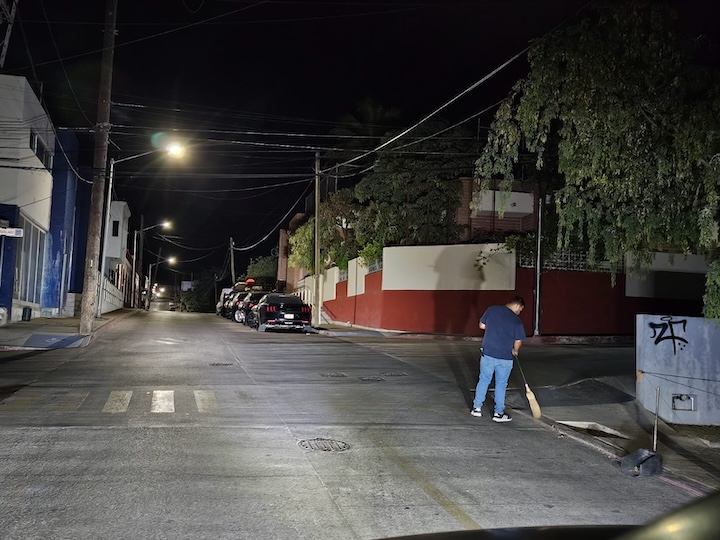 Refuerza Servicios Públicos trabajos de limpieza y mantenimiento en Centro Histórico de San José del Cabo