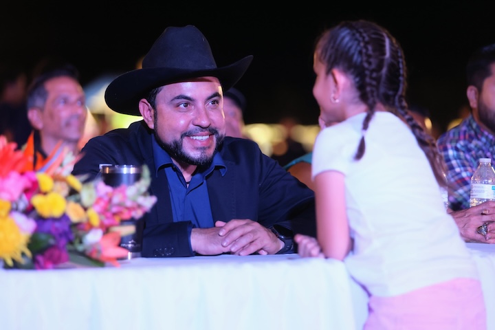 En Las Fiestas Tradicionales de Buena Vista 2025, el alcalde Christian Agúndez destaca la importancia de las festividades para fortalecer la identidad local