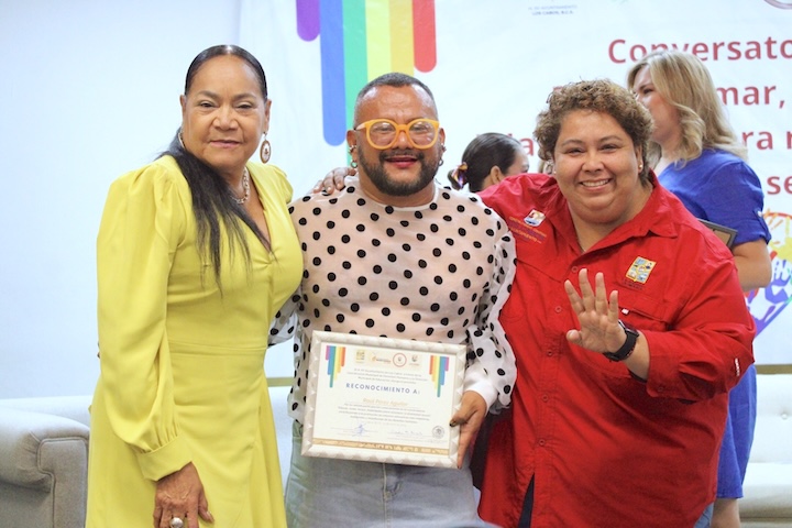 Promueve Los Cabos inclusión y respeto en aulas con conversatorio sobre diversidad sexual y de género
