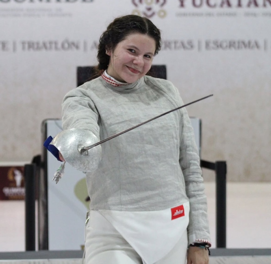 BCS gana su primera medalla de oro en la Olimpiada Nacional de Esgrima 2025