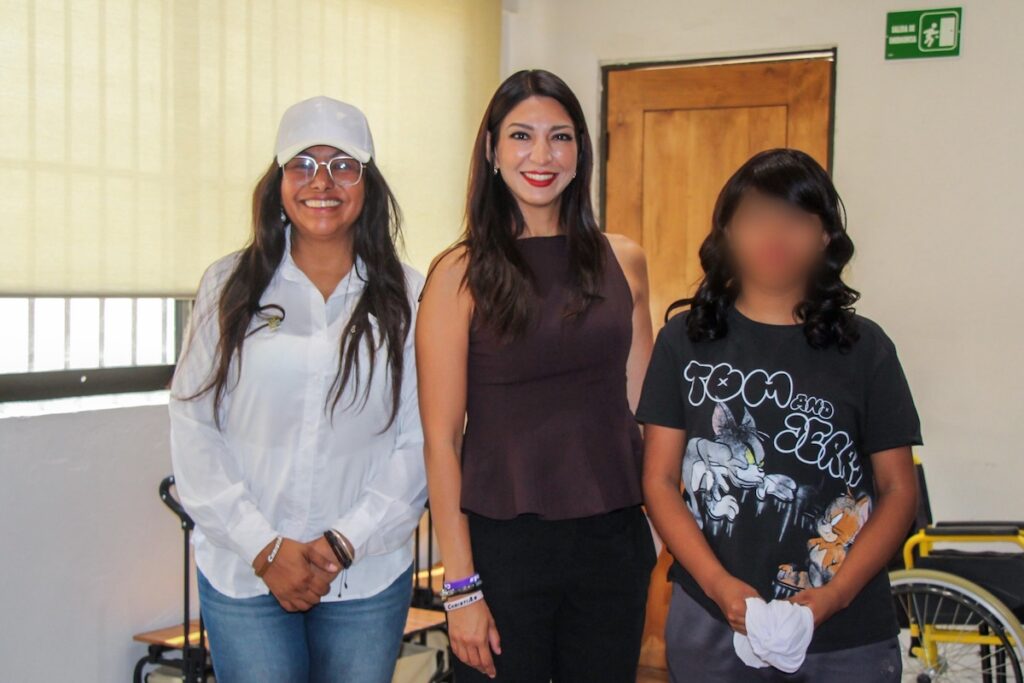 Atienden solicitud ciudadana en beneficio de menor con diagnóstico médico en Cabo San Lucas