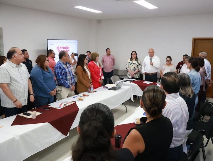 VMCC se reúne con autoridades involucradas en la estrategia “Échale Montón”; reconoce resultados en comunidades de BCS