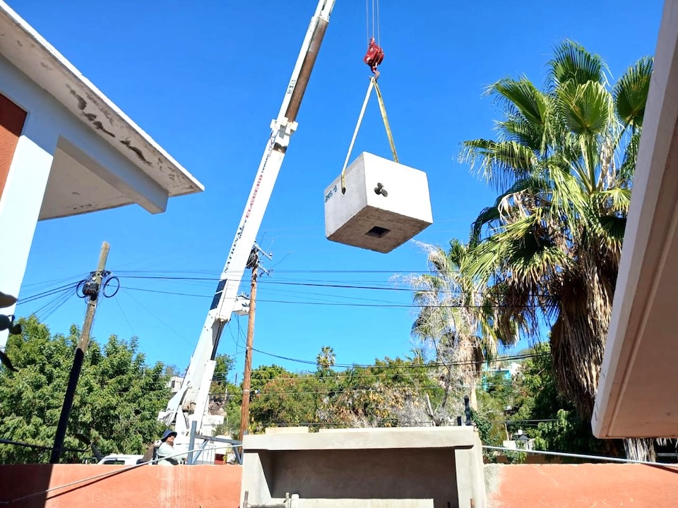 Atenderá ISIFE instalaciones eléctricas en 70 escuelas de BCS