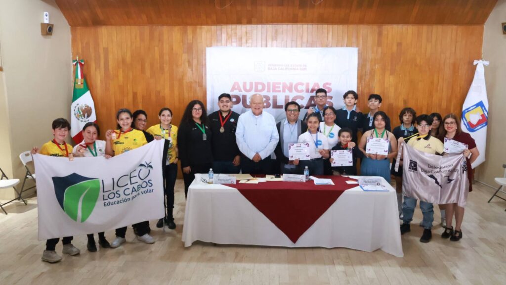 Encabeza Víctor Castro audiencias públicas en La Paz para la atención ciudadana