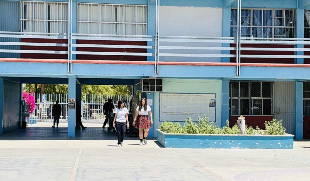 Regresan a clases este lunes más de 190 mil estudiantes de educación básica y media superior en BCS