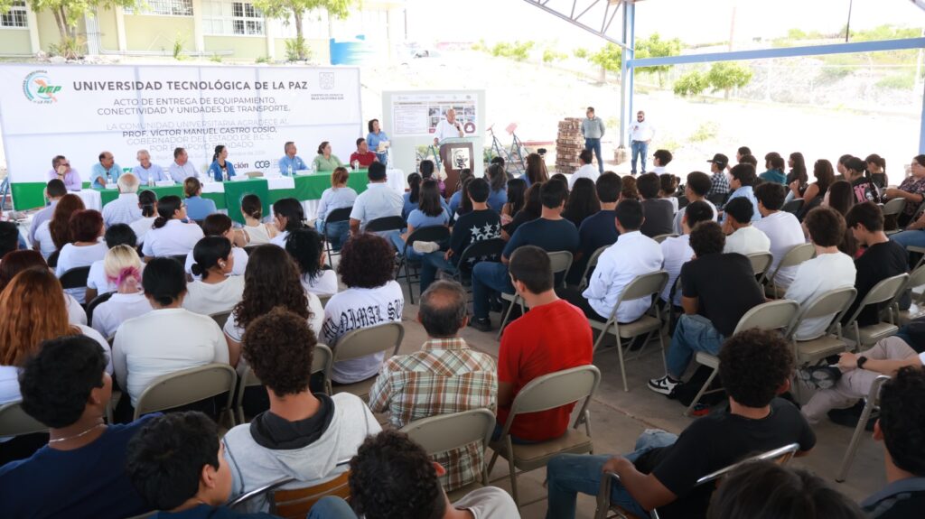 Beneficia Gobernador Víctor Castro a la Universidad Tecnológica de La Paz con más de 5 mdp