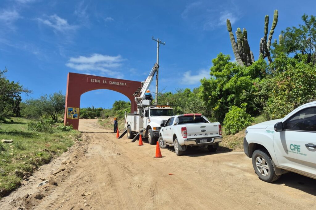 Avanzan obras de electrificación en La Candelaria y Puerto Chale, con inversión superior a 66.92 mdp